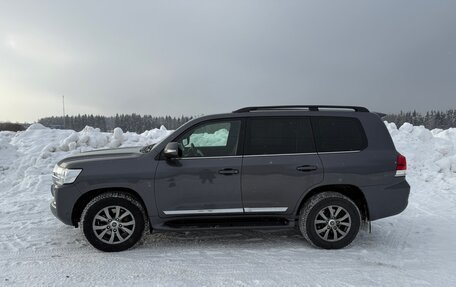 Toyota Land Cruiser 200, 2016 год, 6 500 000 рублей, 3 фотография