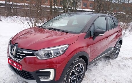 Renault Kaptur I рестайлинг, 2021 год, 1 780 000 рублей, 2 фотография