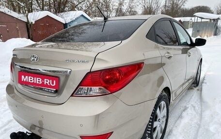 Hyundai Solaris II рестайлинг, 2011 год, 940 000 рублей, 7 фотография