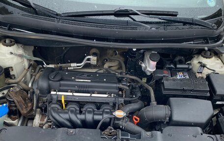 Hyundai Solaris II рестайлинг, 2011 год, 940 000 рублей, 24 фотография