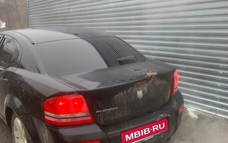 Dodge Avenger II рестайлинг, 2007 год, 650 000 рублей, 4 фотография