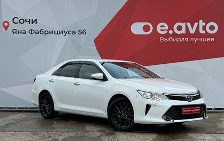 Toyota Camry, 2017 год, 1 970 000 рублей, 3 фотография