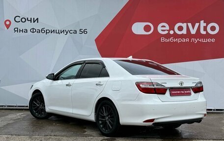 Toyota Camry, 2017 год, 1 970 000 рублей, 6 фотография
