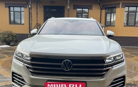 Volkswagen Touareg III, 2021 год, 7 800 000 рублей, 7 фотография