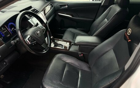 Toyota Camry, 2017 год, 1 970 000 рублей, 12 фотография