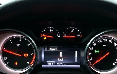 Opel Astra K, 2018 год, 1 200 000 рублей, 24 фотография