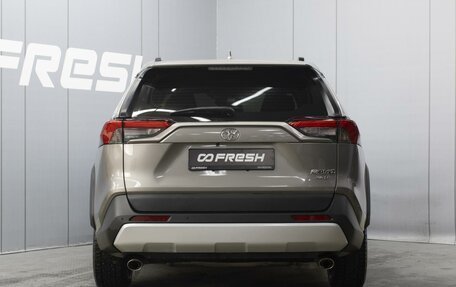 Toyota RAV4, 2023 год, 3 600 000 рублей, 4 фотография