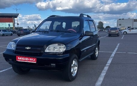 Chevrolet Niva I рестайлинг, 2005 год, 177 000 рублей, 1 фотография