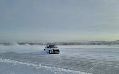 Toyota Yaris, 2021 год, 3 300 000 рублей, 1 фотография