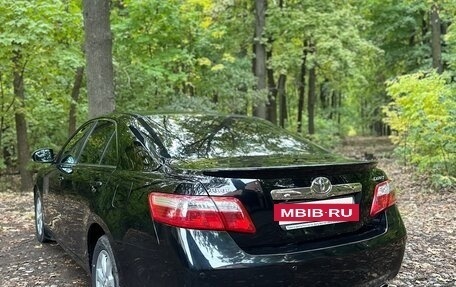 Toyota Camry, 2010 год, 1 185 000 рублей, 2 фотография