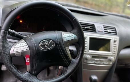 Toyota Camry, 2010 год, 1 185 000 рублей, 5 фотография