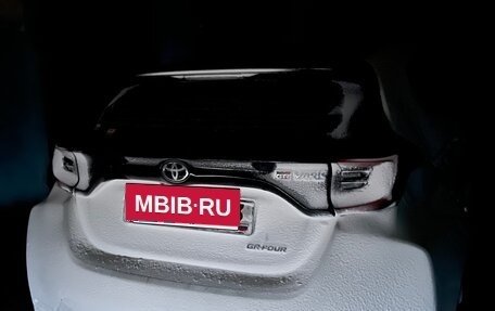 Toyota Yaris, 2021 год, 3 300 000 рублей, 6 фотография