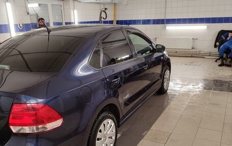 Volkswagen Polo VI (EU Market), 2012 год, 700 000 рублей, 4 фотография