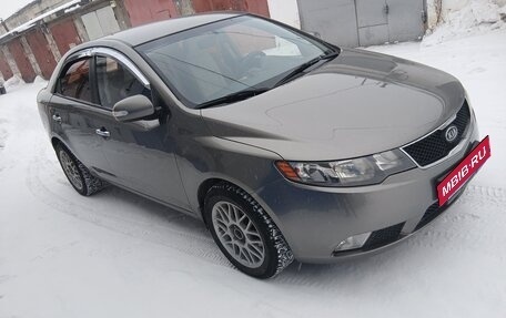 KIA Forte II, 2010 год, 750 000 рублей, 10 фотография