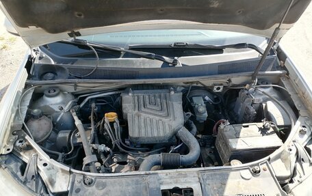 Renault Logan II, 2018 год, 550 000 рублей, 6 фотография