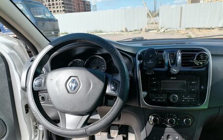 Renault Logan II, 2018 год, 550 000 рублей, 10 фотография