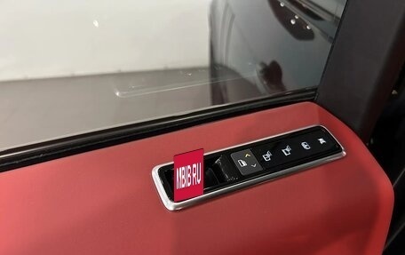 Land Rover Range Rover IV рестайлинг, 2021 год, 9 990 000 рублей, 24 фотография