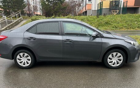 Toyota Corolla, 2014 год, 970 000 рублей, 5 фотография