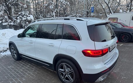 Mercedes-Benz GLB, 2021 год, 4 200 000 рублей, 3 фотография