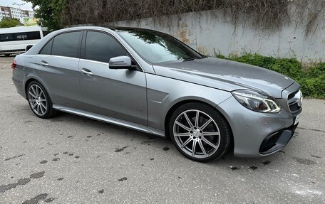 Mercedes-Benz E-Класс, 2013 год, 2 900 000 рублей, 2 фотография