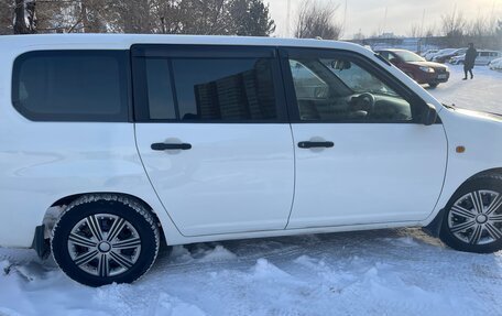 Toyota Probox I, 2004 год, 486 000 рублей, 2 фотография