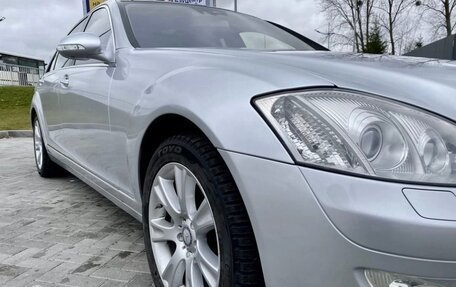 Mercedes-Benz S-Класс, 2005 год, 1 000 000 рублей, 3 фотография