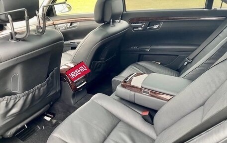 Mercedes-Benz S-Класс, 2005 год, 1 000 000 рублей, 9 фотография