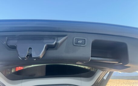 Land Rover Discovery Sport I рестайлинг, 2018 год, 2 350 000 рублей, 10 фотография