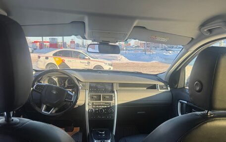 Land Rover Discovery Sport I рестайлинг, 2018 год, 2 350 000 рублей, 9 фотография