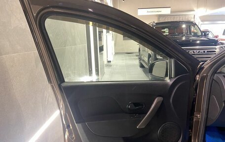 Renault Logan II, 2020 год, 900 000 рублей, 15 фотография