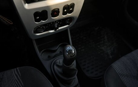 Renault Logan I, 2014 год, 385 000 рублей, 11 фотография