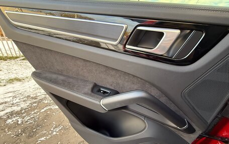 Porsche Cayenne III, 2021 год, 12 000 000 рублей, 14 фотография