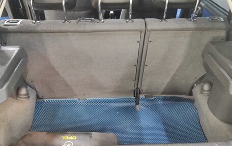 Opel Corsa C рестайлинг, 2004 год, 230 000 рублей, 8 фотография