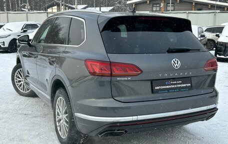 Volkswagen Touareg III, 2019 год, 4 595 000 рублей, 5 фотография