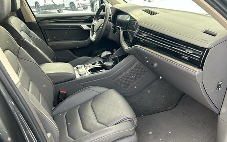 Volkswagen Touareg III, 2019 год, 4 595 000 рублей, 11 фотография