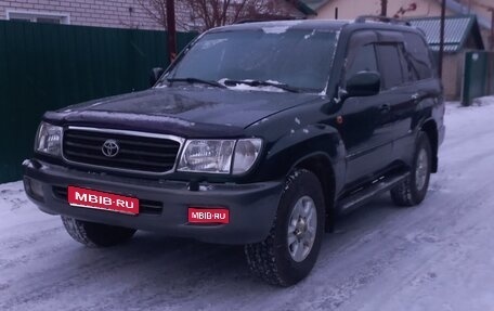 Toyota Land Cruiser 100 рестайлинг 2, 2000 год, 1 500 000 рублей, 1 фотография