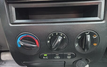 KIA Rio II, 2005 год, 375 000 рублей, 22 фотография