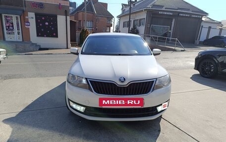 Skoda Rapid I, 2014 год, 900 000 рублей, 5 фотография