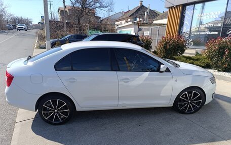 Skoda Rapid I, 2014 год, 900 000 рублей, 10 фотография