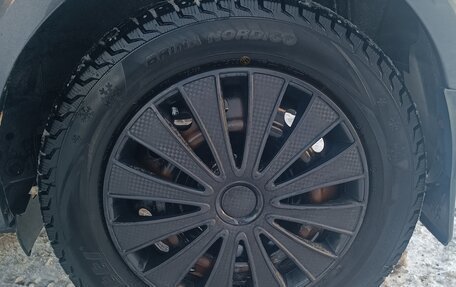 Toyota Yaris III рестайлинг, 2008 год, 625 000 рублей, 10 фотография