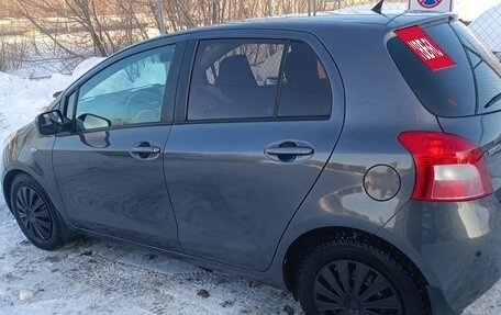 Toyota Yaris III рестайлинг, 2008 год, 625 000 рублей, 2 фотография