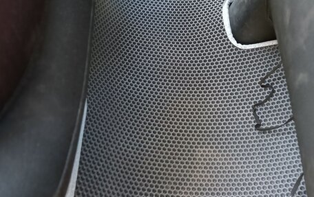 Toyota Yaris III рестайлинг, 2008 год, 625 000 рублей, 24 фотография