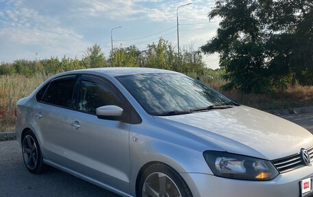 Volkswagen Polo VI (EU Market), 2013 год, 890 000 рублей, 4 фотография