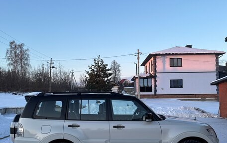 Mitsubishi Pajero IV, 2019 год, 3 400 000 рублей, 3 фотография