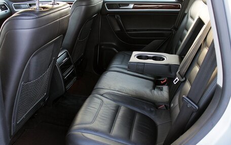 Volkswagen Touareg III, 2012 год, 2 099 000 рублей, 12 фотография