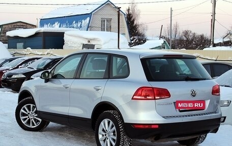 Volkswagen Touareg III, 2012 год, 2 099 000 рублей, 18 фотография