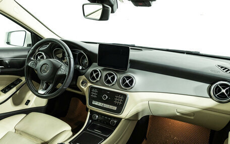 Mercedes-Benz GLA, 2018 год, 2 299 000 рублей, 8 фотография