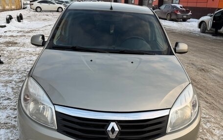 Renault Sandero I, 2010 год, 685 000 рублей, 1 фотография