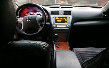 Toyota Camry, 2011 год, 1 250 000 рублей, 9 фотография