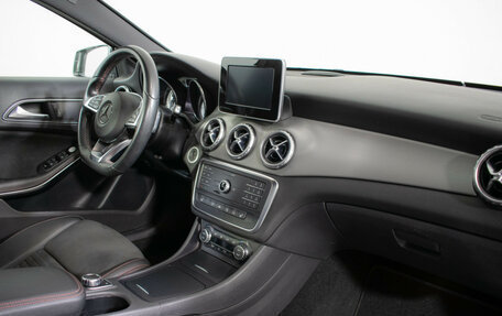 Mercedes-Benz GLA, 2015 год, 2 090 000 рублей, 9 фотография